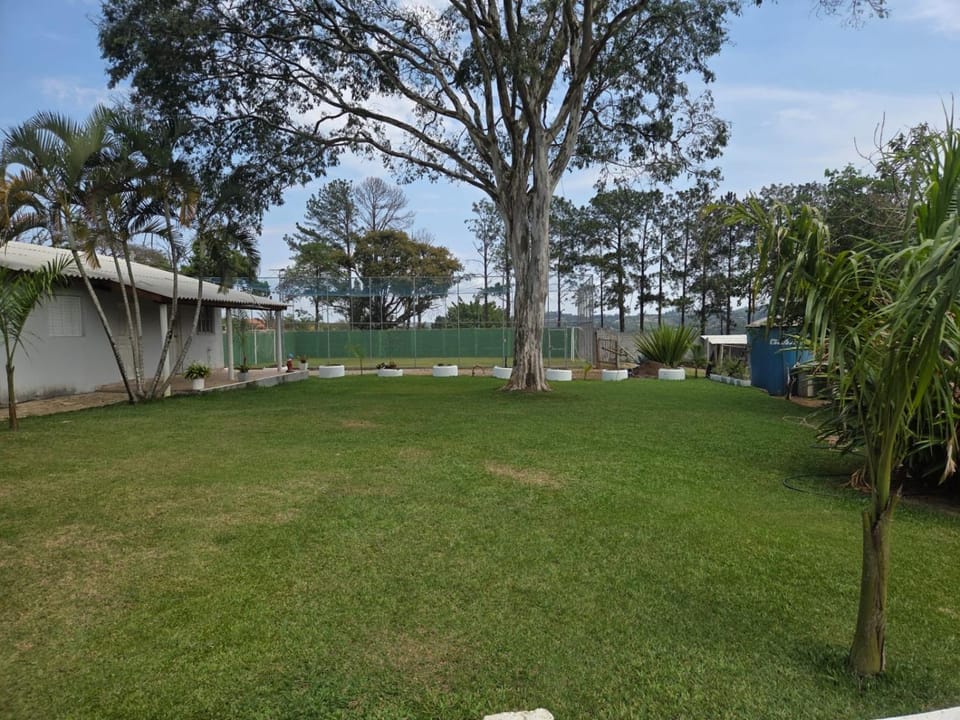 Chácara Atibaia com campo de futebol House in State of São Paulo
