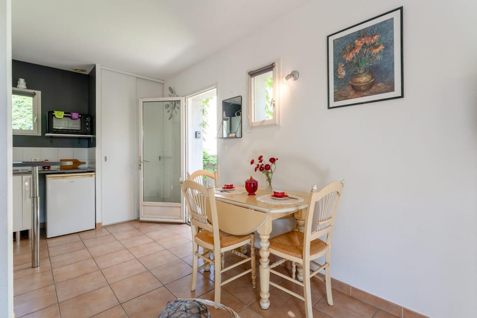 Mazet Au Pied Des Alpilles House in Saint-Remy-de-Provence