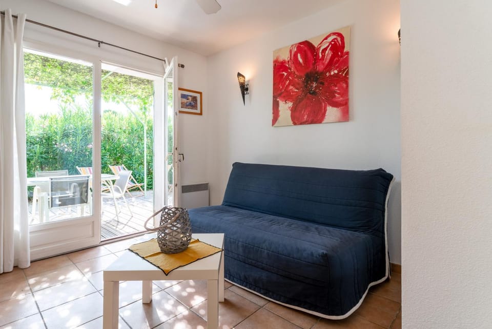 Mazet Au Pied Des Alpilles House in Saint-Remy-de-Provence