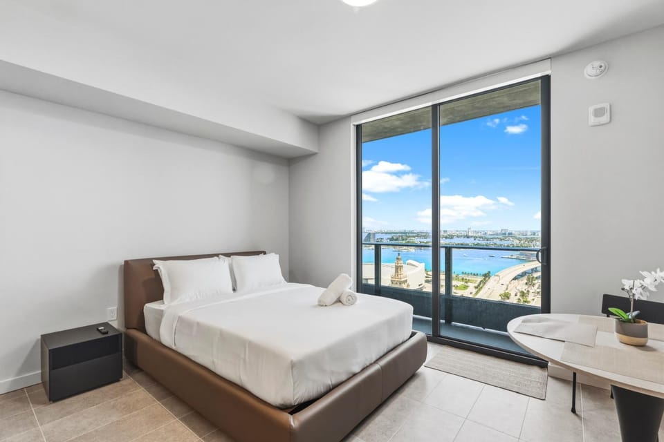 Living room, Bedroom, Sea view