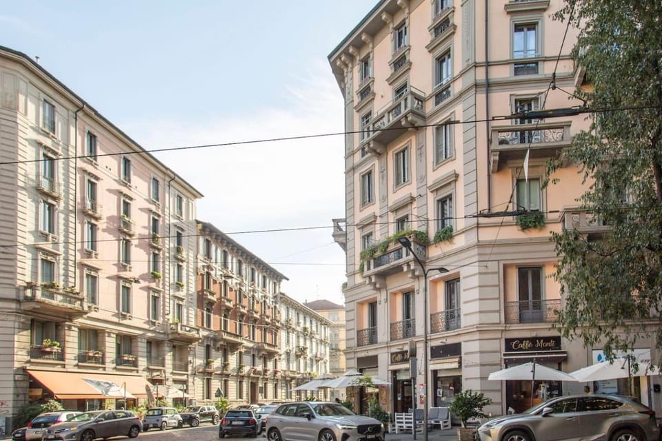 Neighbourhood