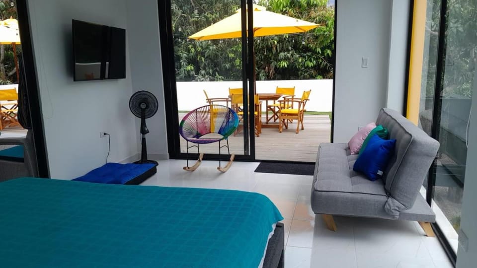 Casa moderna con piscina, jacuzzi , Baño turco y salon de juegos a 2 horas y media de Bogota Villa in Cundinamarca, Colombia