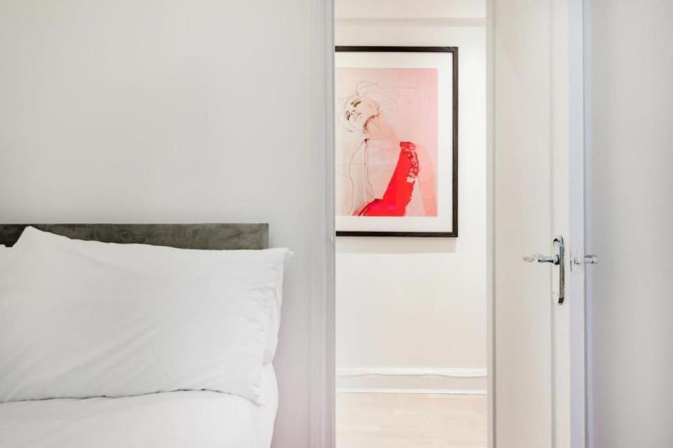 Bed, Decorative detail, Bedroom