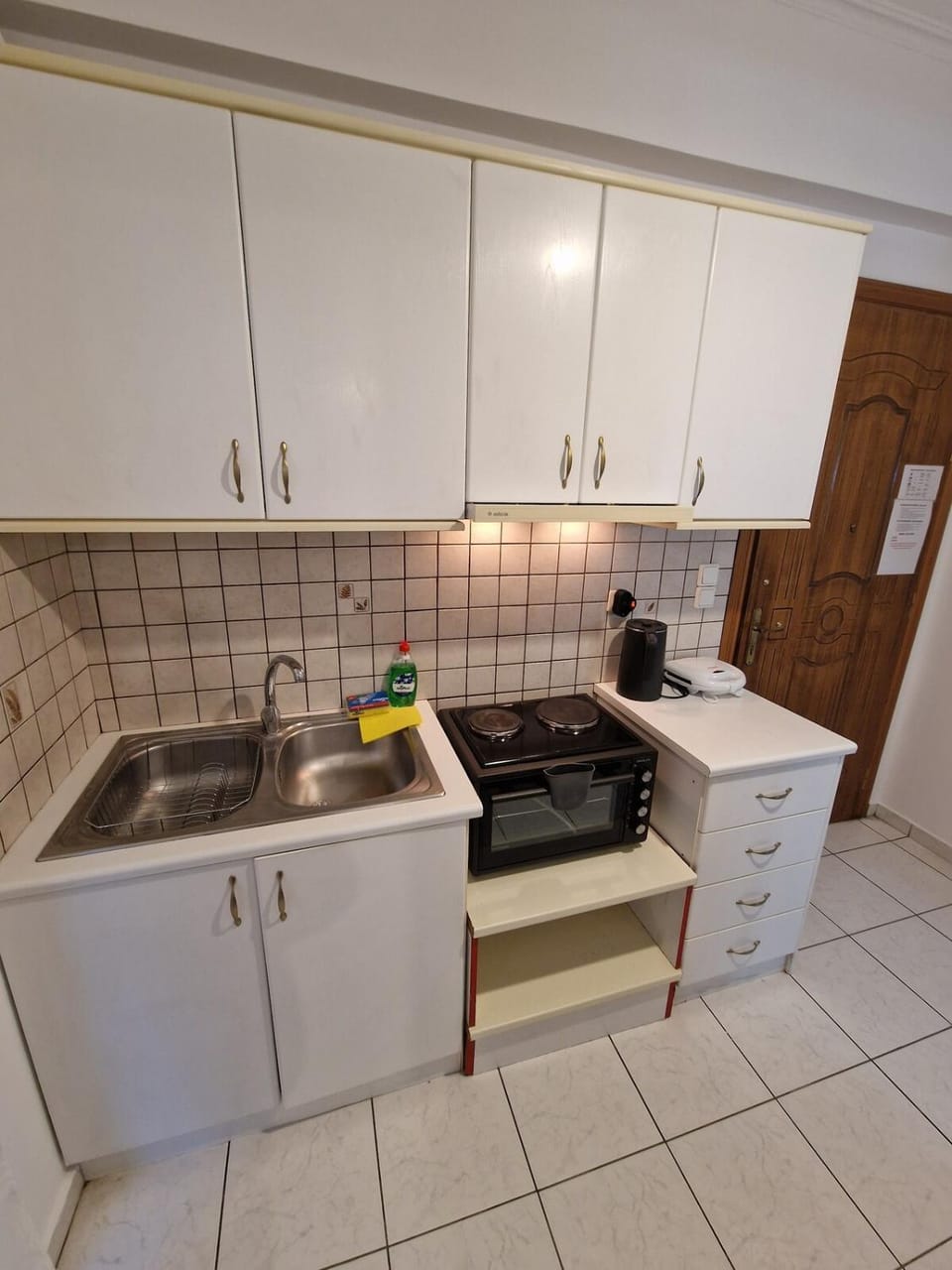 Diana's Cozy 28 Studio Apartment in Ioannina