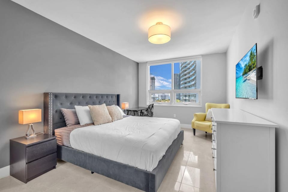 Bed, Bedroom