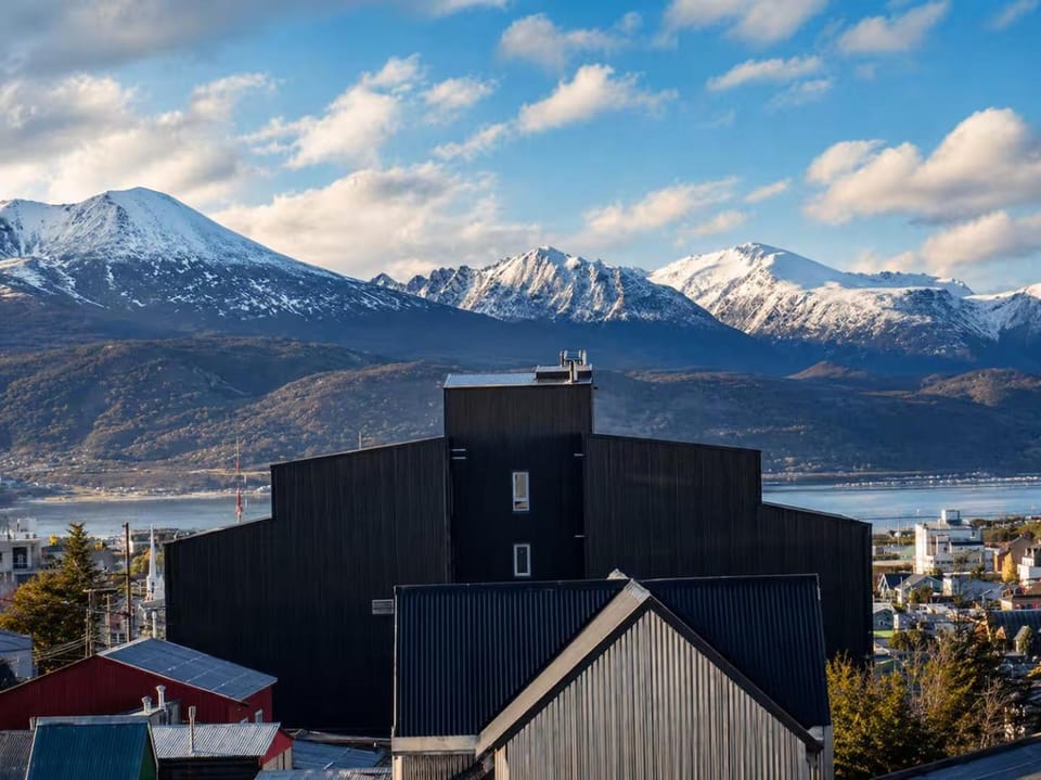 Lake view, Mountain view
