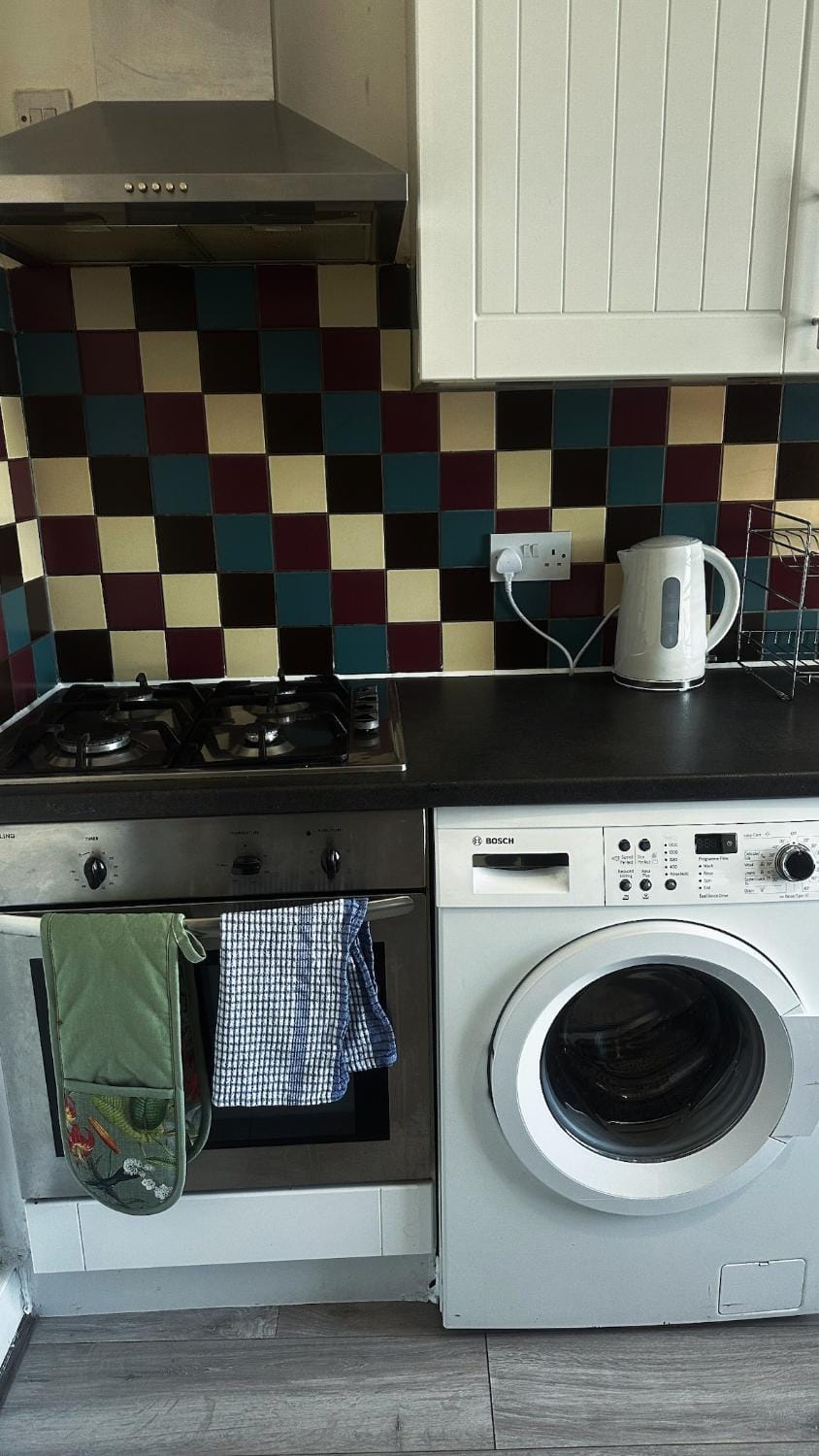 Cosy Studio Apt - 1 Min From Finsbury Park Station Apartment in London Borough of Islington