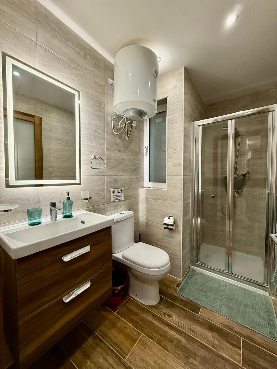 Modern & Peaceful 3 Bedroom Apartment - Xagħra Apartment in Malta