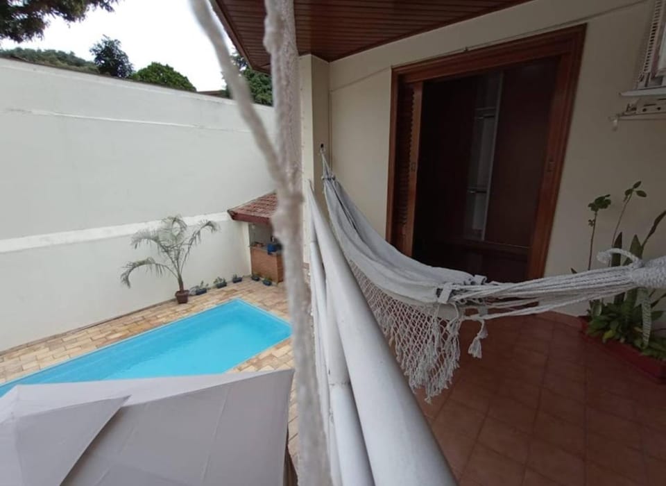 Suíte Confortável com Varanda Avenida Anchieta Apartment in Sao Jose dos Campos