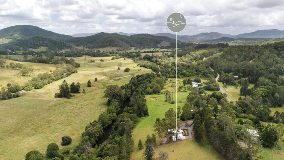 Neighbourhood, Natural landscape, Bird's eye view, Mountain view