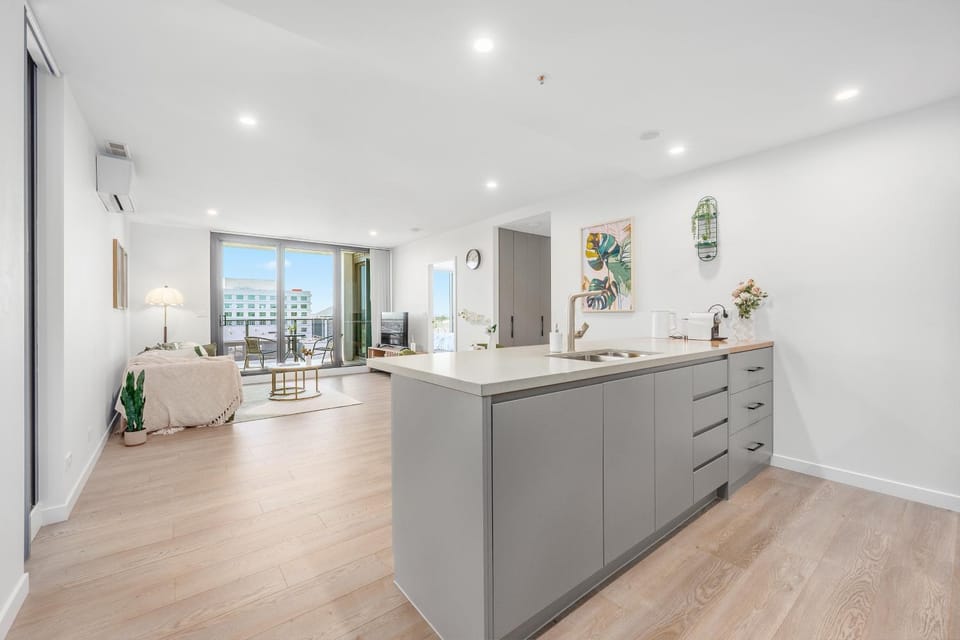 Kitchen or kitchenette, Seating area