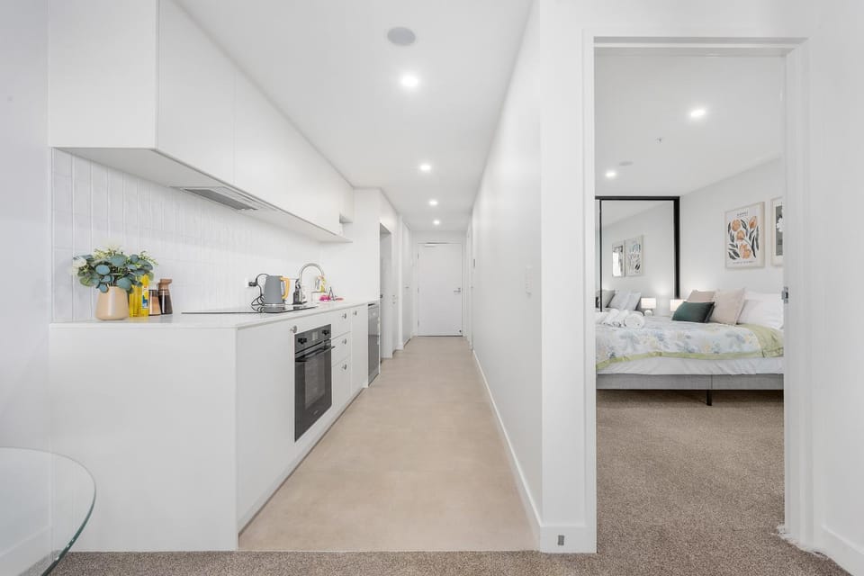 Kitchen or kitchenette, oven, stove