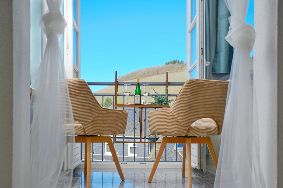 View (from property/room), City view, Landmark view, Mountain view