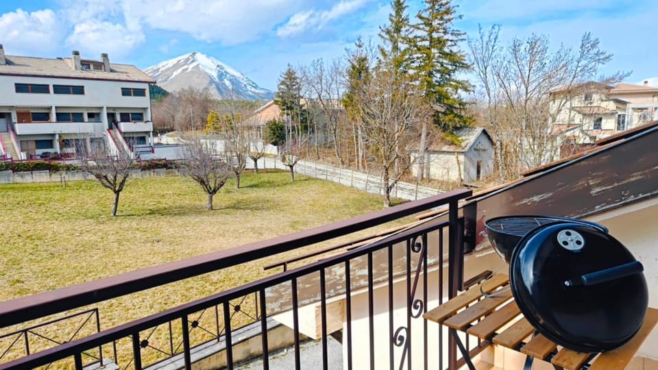 Day, Natural landscape, Garden view, Mountain view