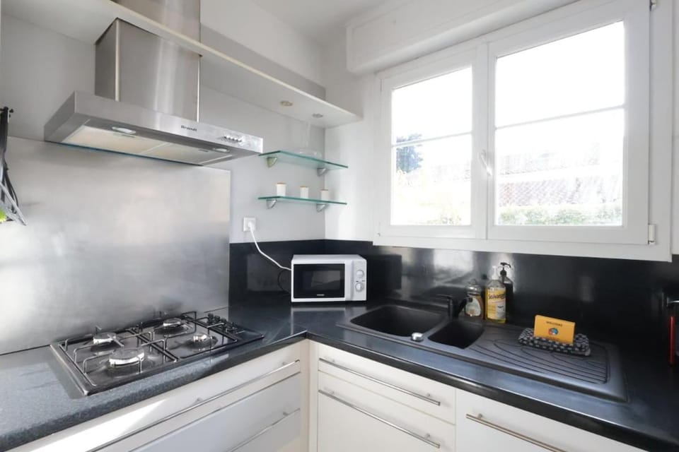 Le Ben Esta - Apt 6 Prs - calme - proche mer Apartment in Antibes