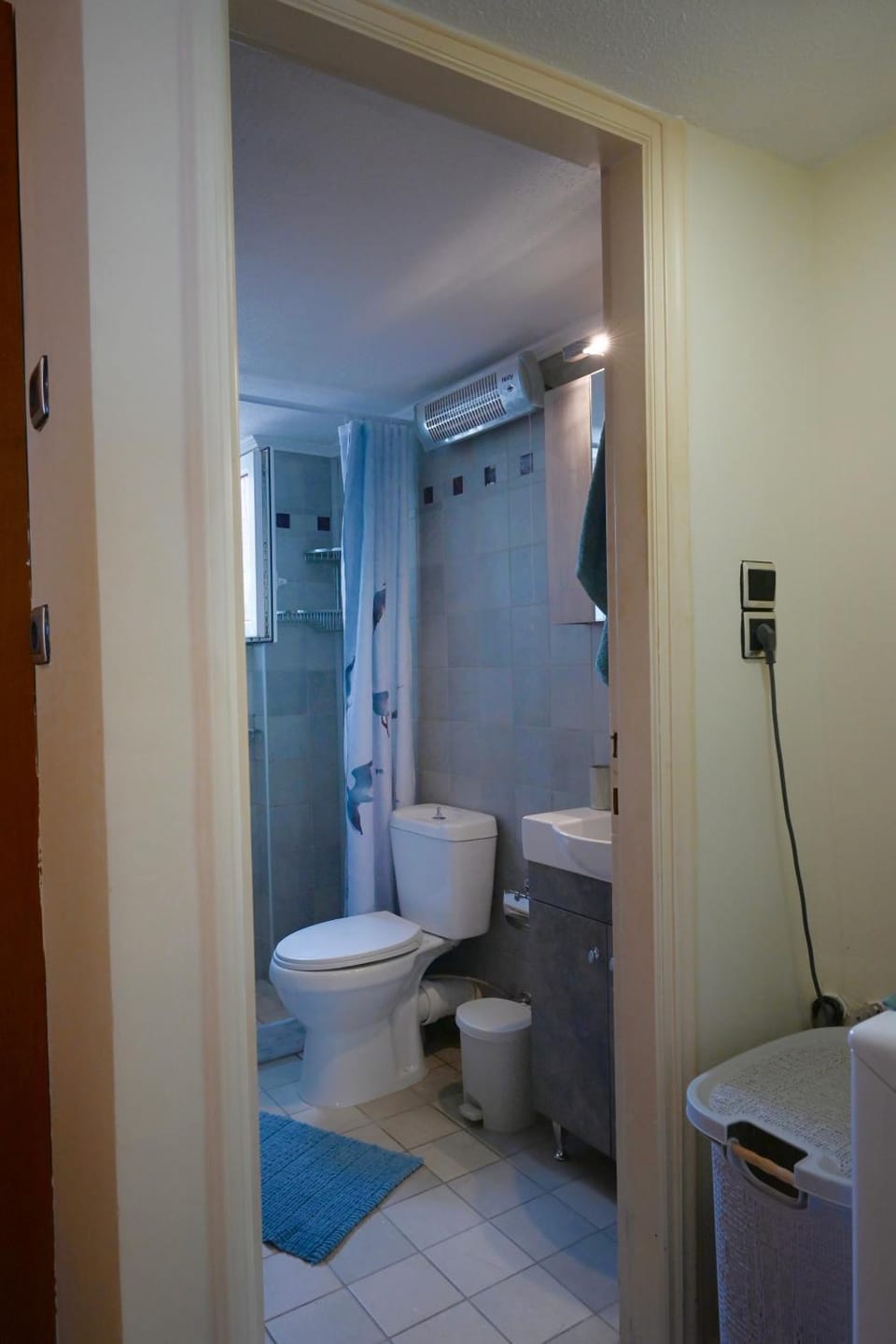 Bathroom, Bath