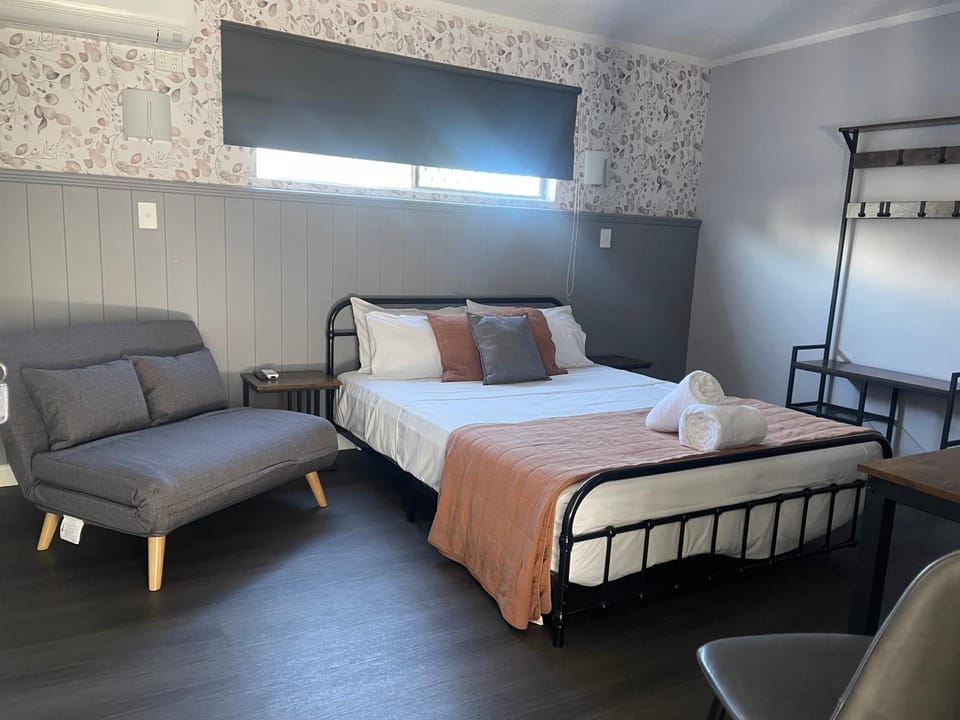 Glenlyon Lodge - Gladstone Motel in Gladstone