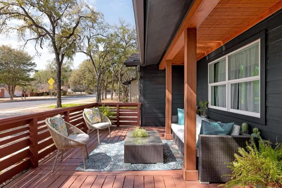 Luxury South Austin Estate with Pool and Guest House House in Austin