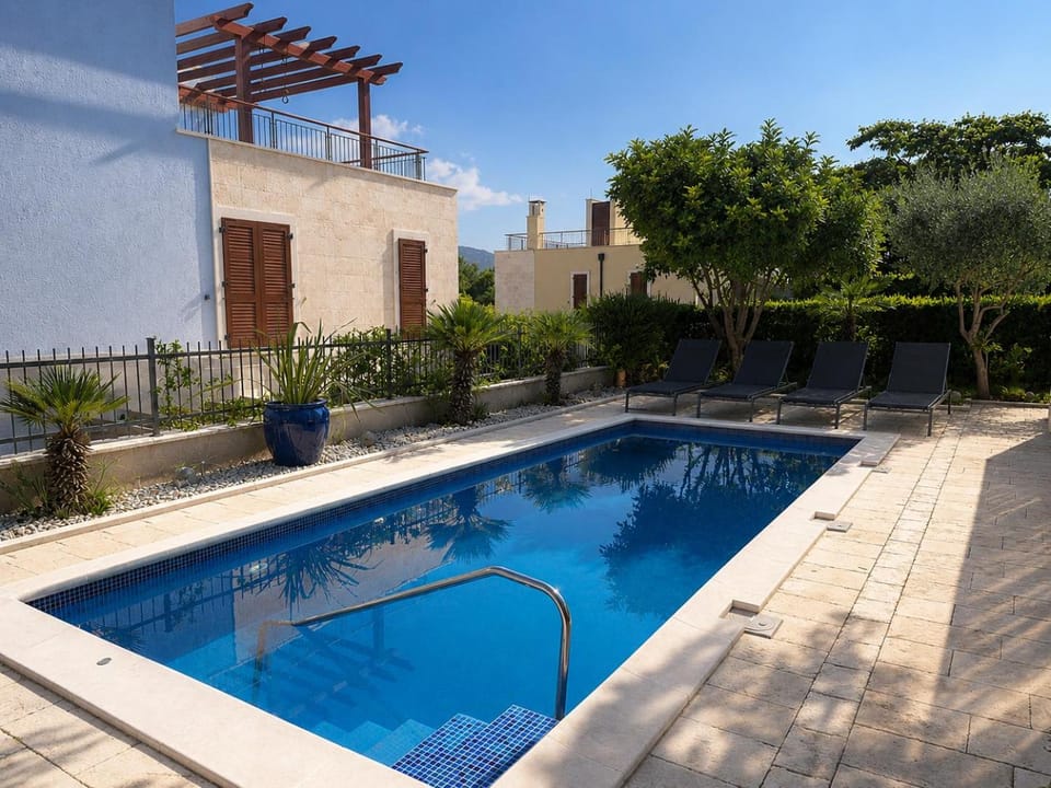 Patio, Garden, Balcony/Terrace, Swimming pool, Inner courtyard view