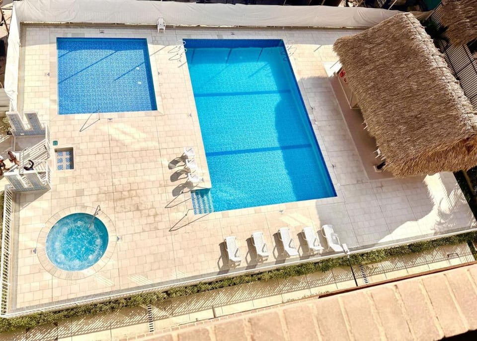 Pool view, Swimming pool, sunbed