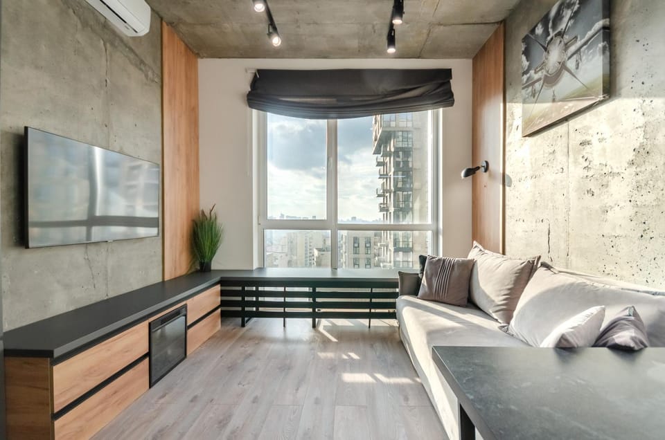 Bed, TV and multimedia, Seating area, fireplace, heating, air conditioner