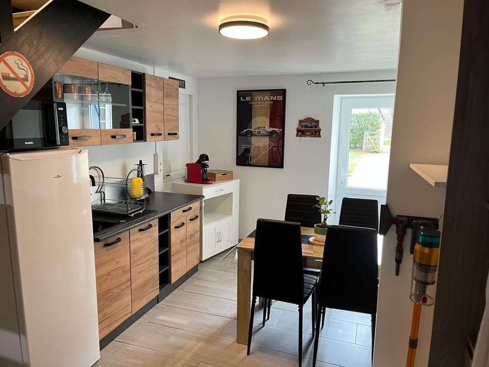 Logement indépendant à la campagne proche du Pôle européen du Cheval et Circuit des 24h du Mans Apartment in Pays de la Loire