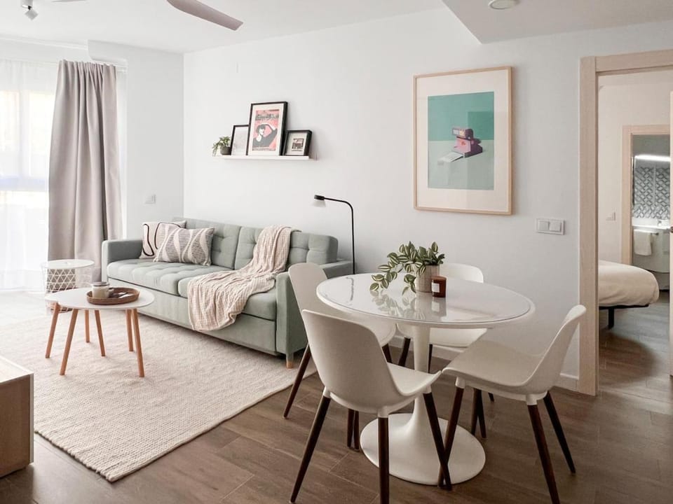 Living room, Dining area