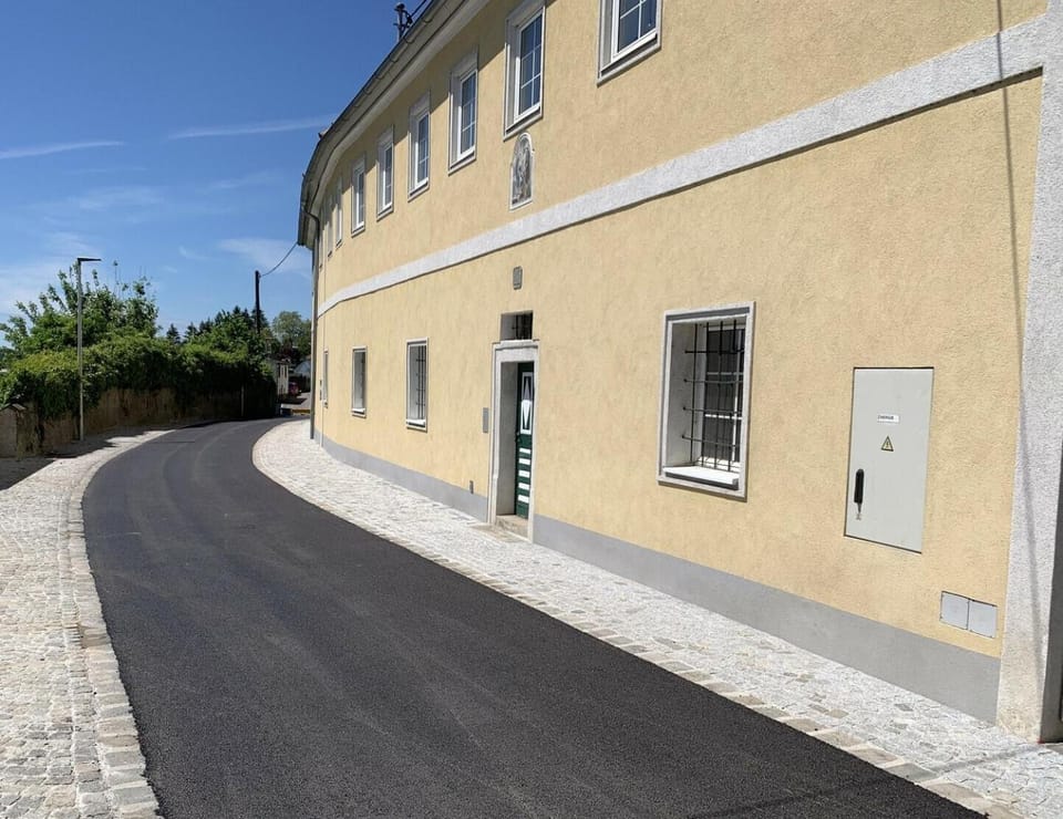 Property building, Day