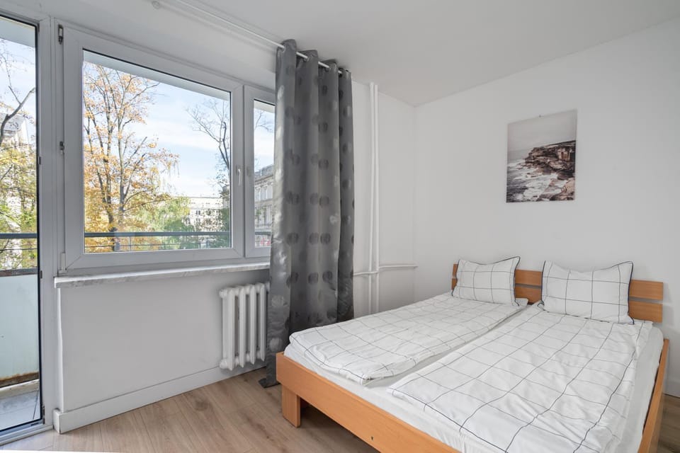 Bed, Photo of the whole room, Bedroom, internet