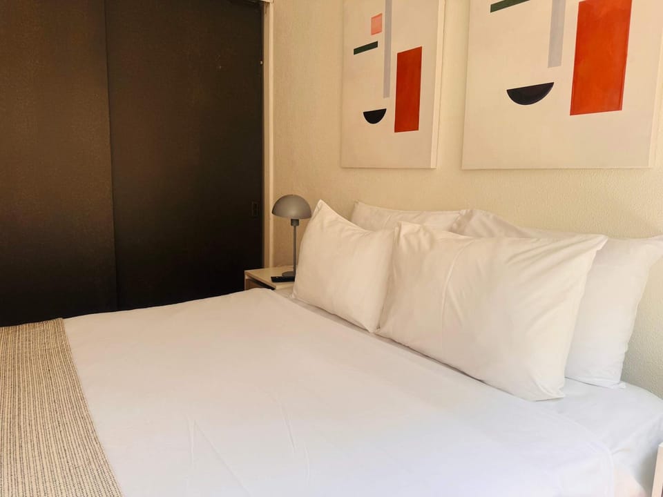 Costanera Center con Parking Apartment in Providencia