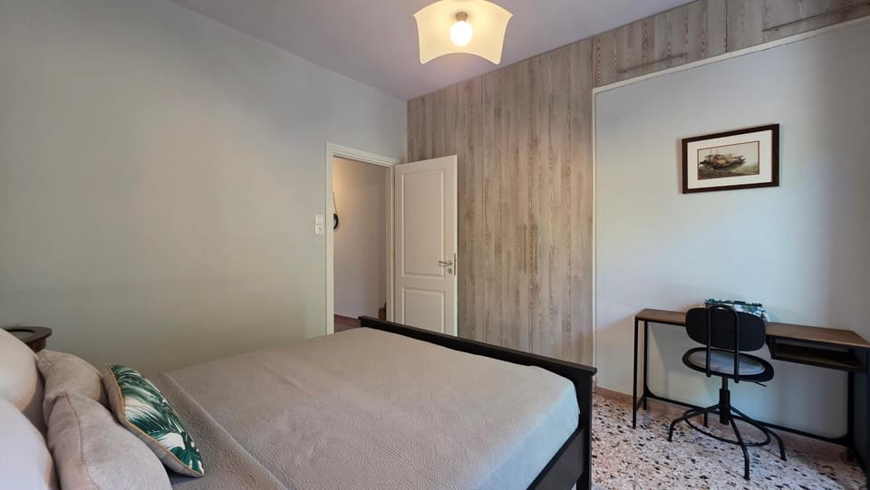 Bedroom, wardrobe