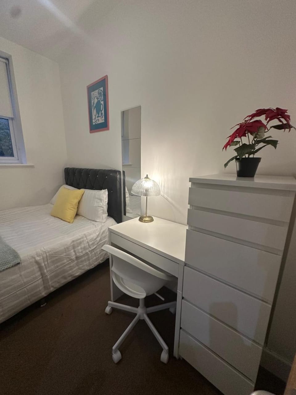 Private room near Kings Cross and Camden Vacation rental in London Borough of Islington