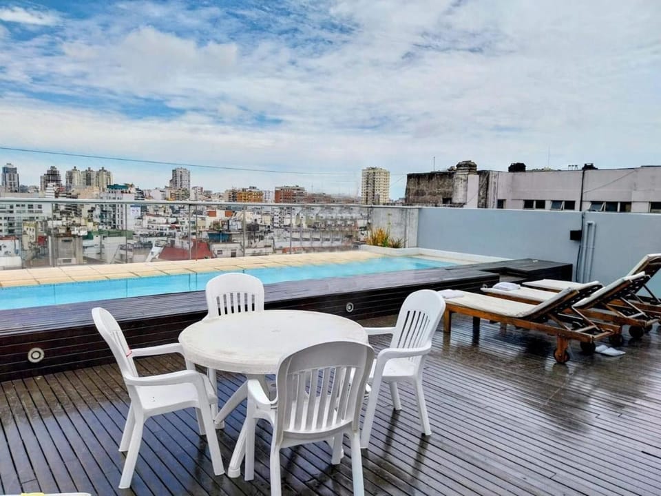 Balcony/Terrace, City view, Swimming pool