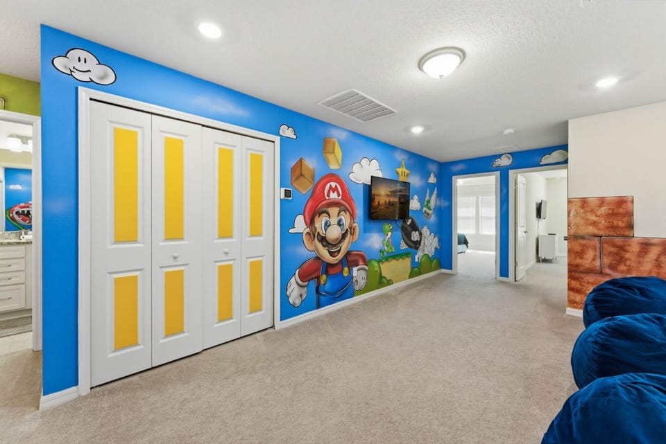 Family Home with Pool Mickey & Toy Story Rooms House in Four Corners