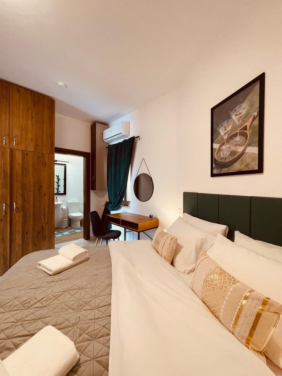 Bed, Photo of the whole room, Bedroom, towels, wardrobe