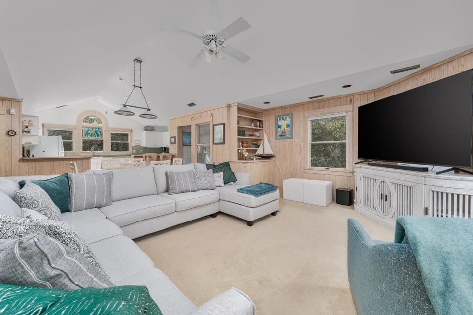 2505 - Duck Duck Goose House in Duck