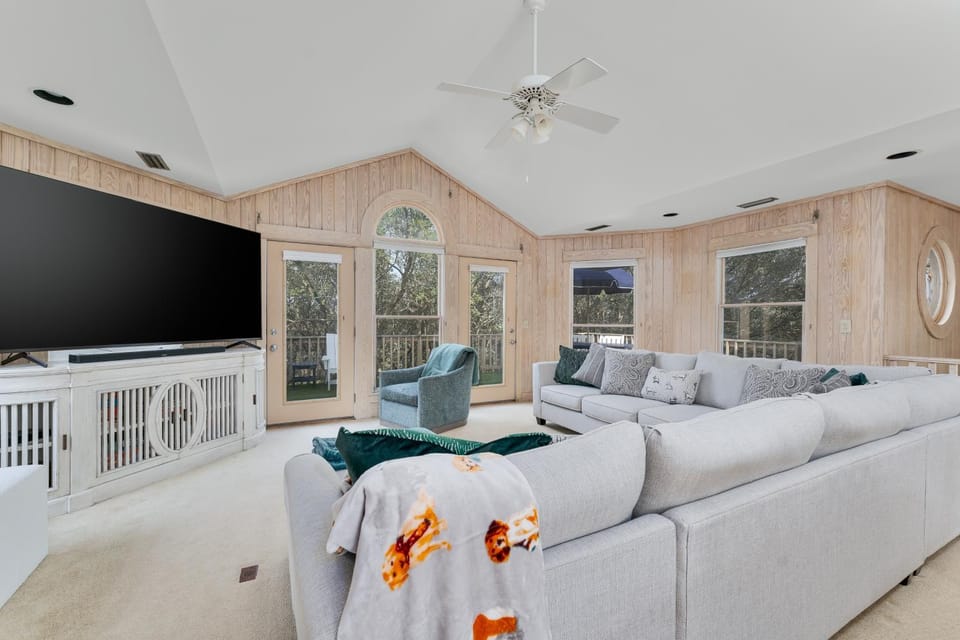 2505 - Duck Duck Goose House in Duck