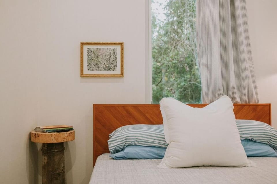 Blue Crest Architectural Treehouse Retreat House in Ocean Springs