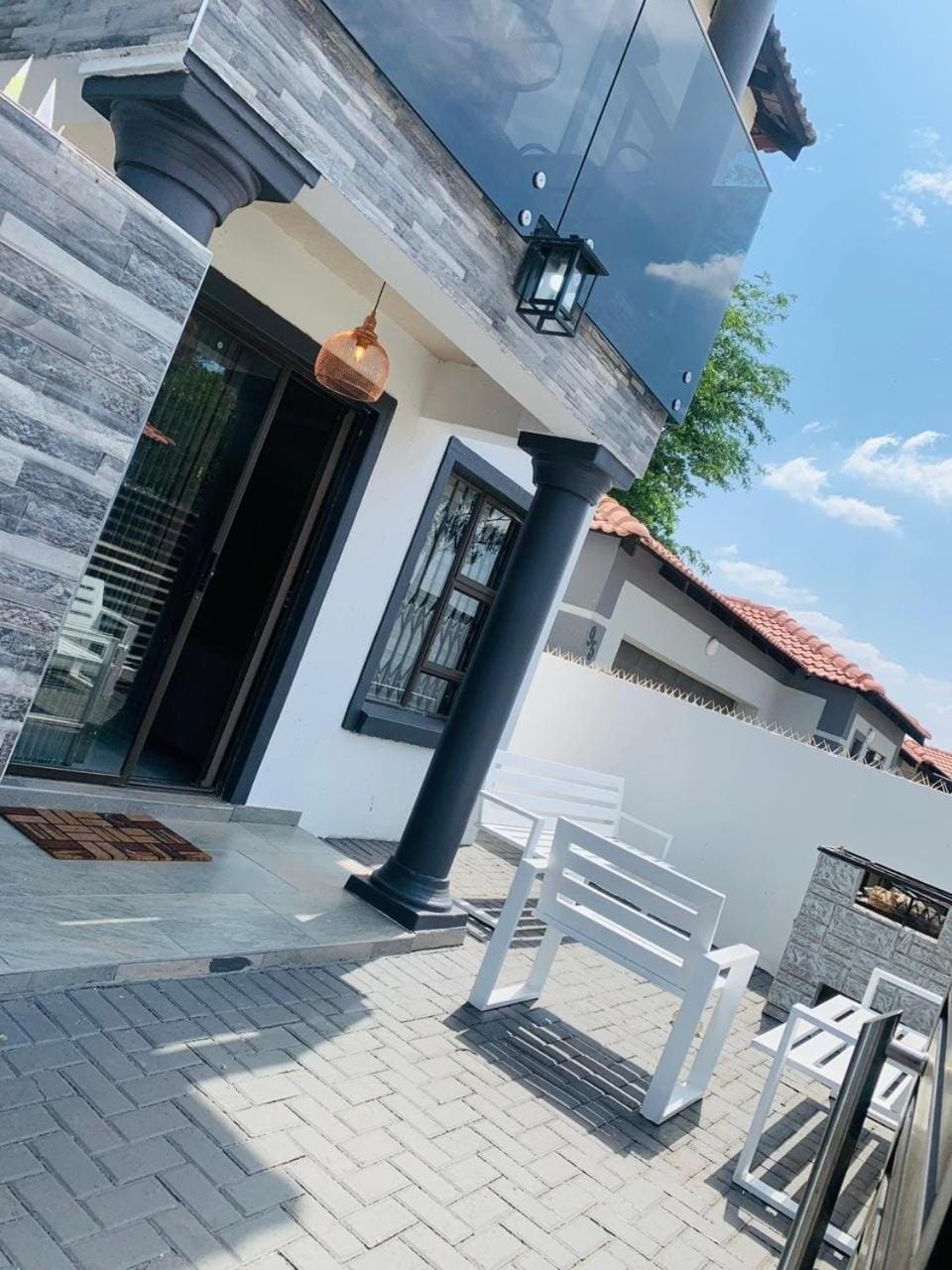 Patio, Day, Balcony/Terrace