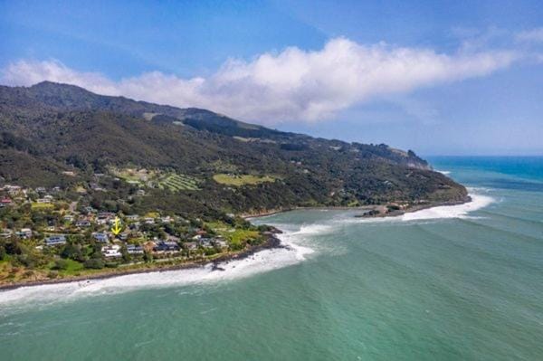 Raglan Whale Bay Base for WSL, 1 min from Manu Bay, 3 Bedroom House on the Surf Points House in Raglan