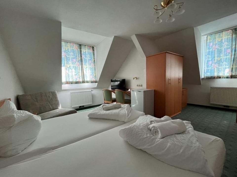 Mariazellerhof Room 207 Bed and Breakfast in Austria