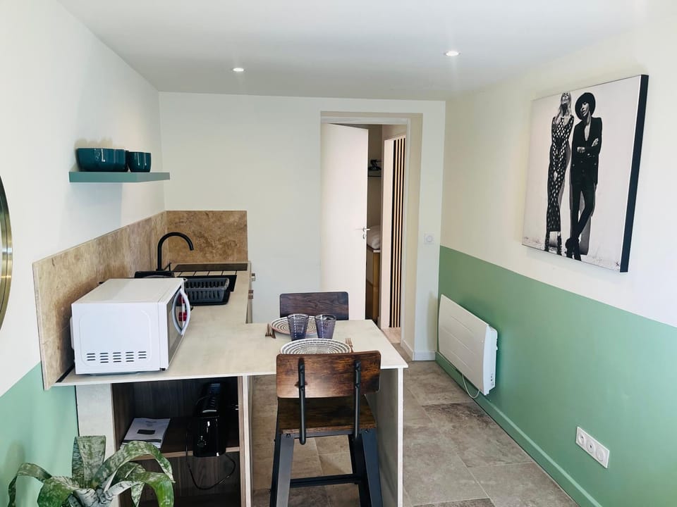 Appart Ethan PROCHE DU CENTRE AVEC PARKING ET JARDIN Apartment in Aix-en-Provence