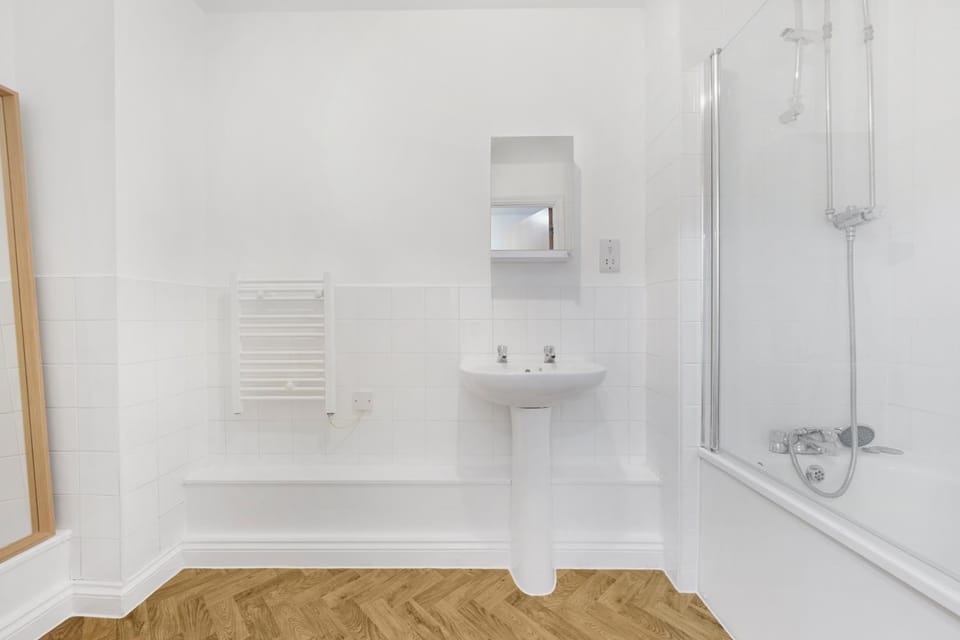 Apartment in Tower Hamlets with Great Transport Links Apartment in London