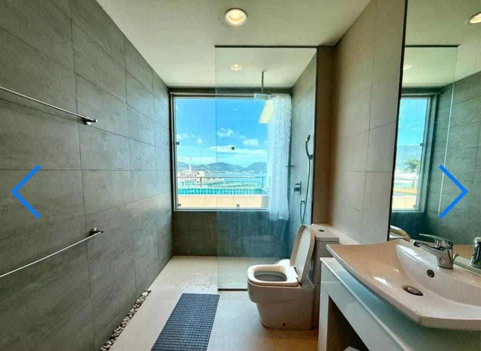 103sqm sub penthouse appartment on Kalim beach Apartment in Patong