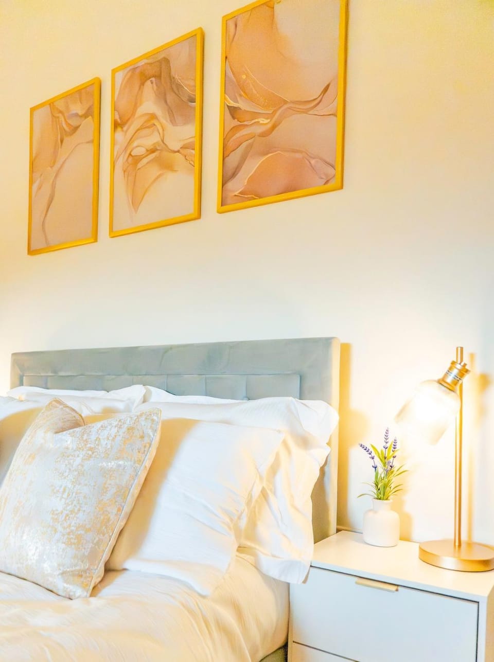 City-Centre Gem Modern Top-Floor Retreat Apartment in Cambridge