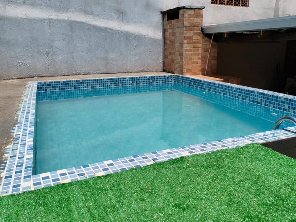 Garden, Swimming pool
