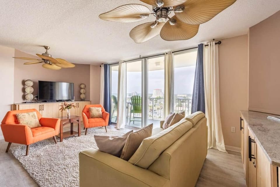 Beautiful Beach Penthouse Apartment in Okaloosa Island