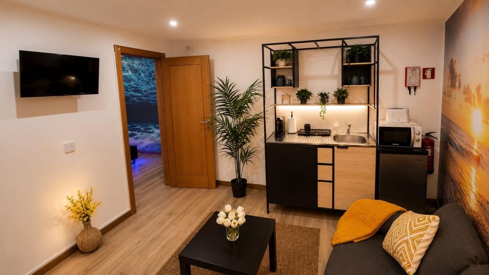 Kitchen or kitchenette, Living room, Seating area