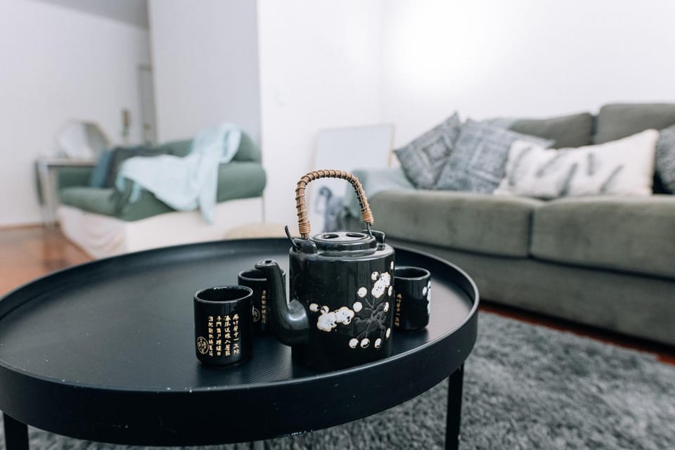 Relax and unwind in St Kilda Apartment in Saint Kilda