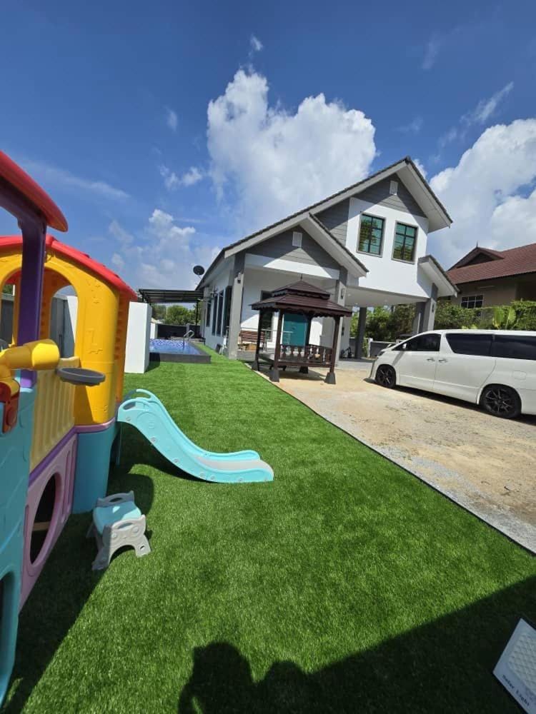Infra Homestay 1 Villa in Terengganu, Malaysia